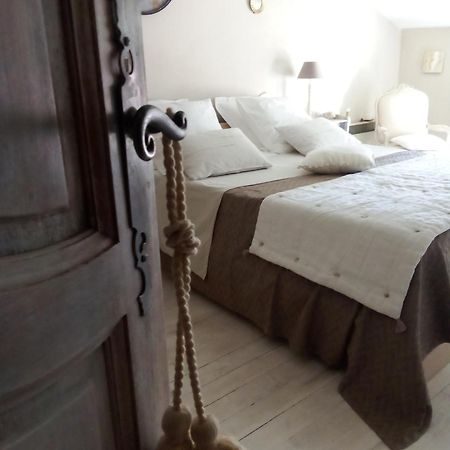 La Maison Perchee Aigues-Mortes Esterno foto
