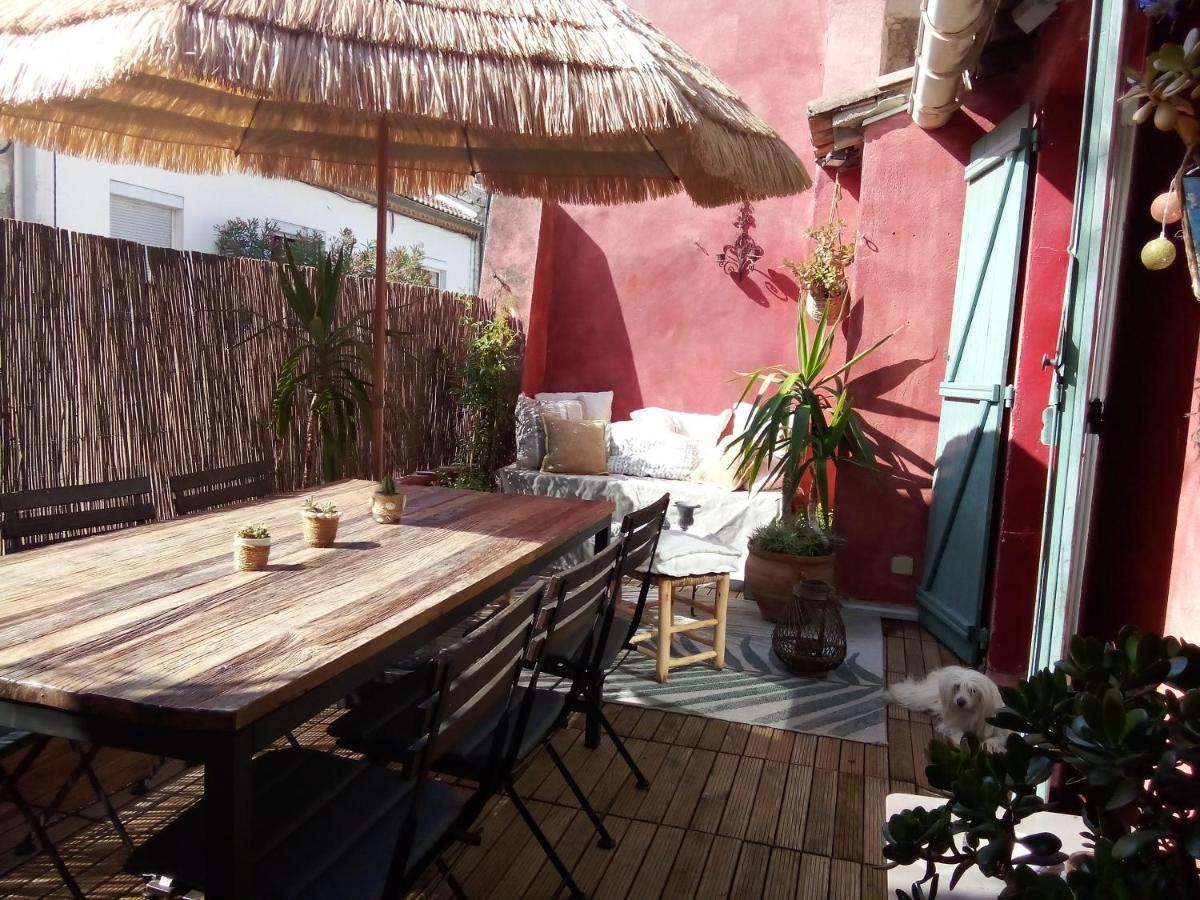 La Maison Perchee Aigues-Mortes Esterno foto